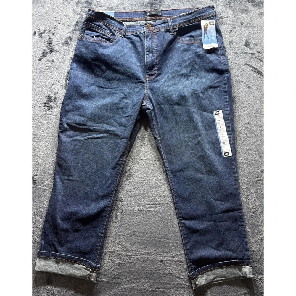 Lee Women's Easy Fit Dallas Crop Crop Just Below the Waist Blue Jeans 18M NWT
